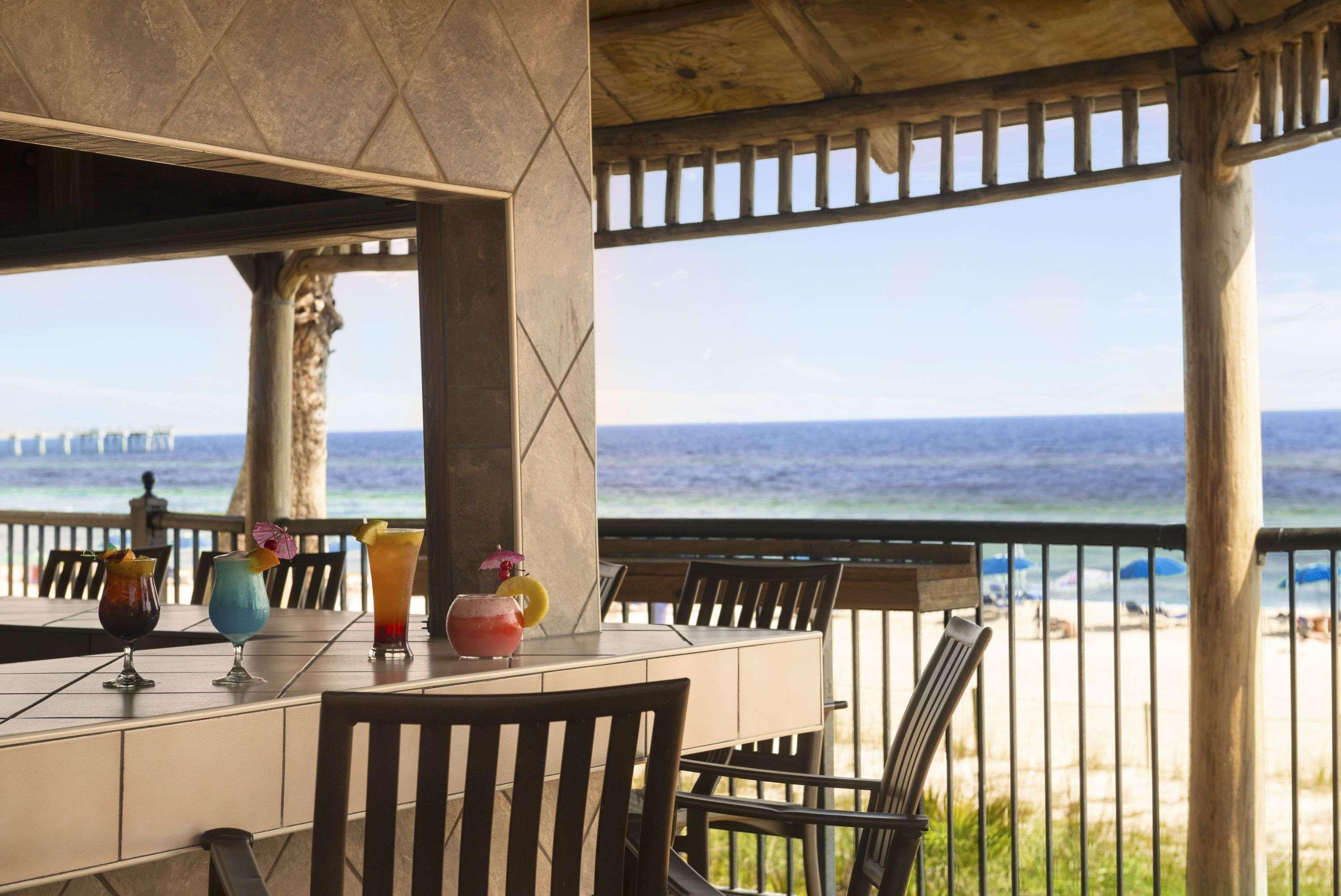 Days Inn By Wyndham Panama City Beach/Ocean Front Bagian luar foto