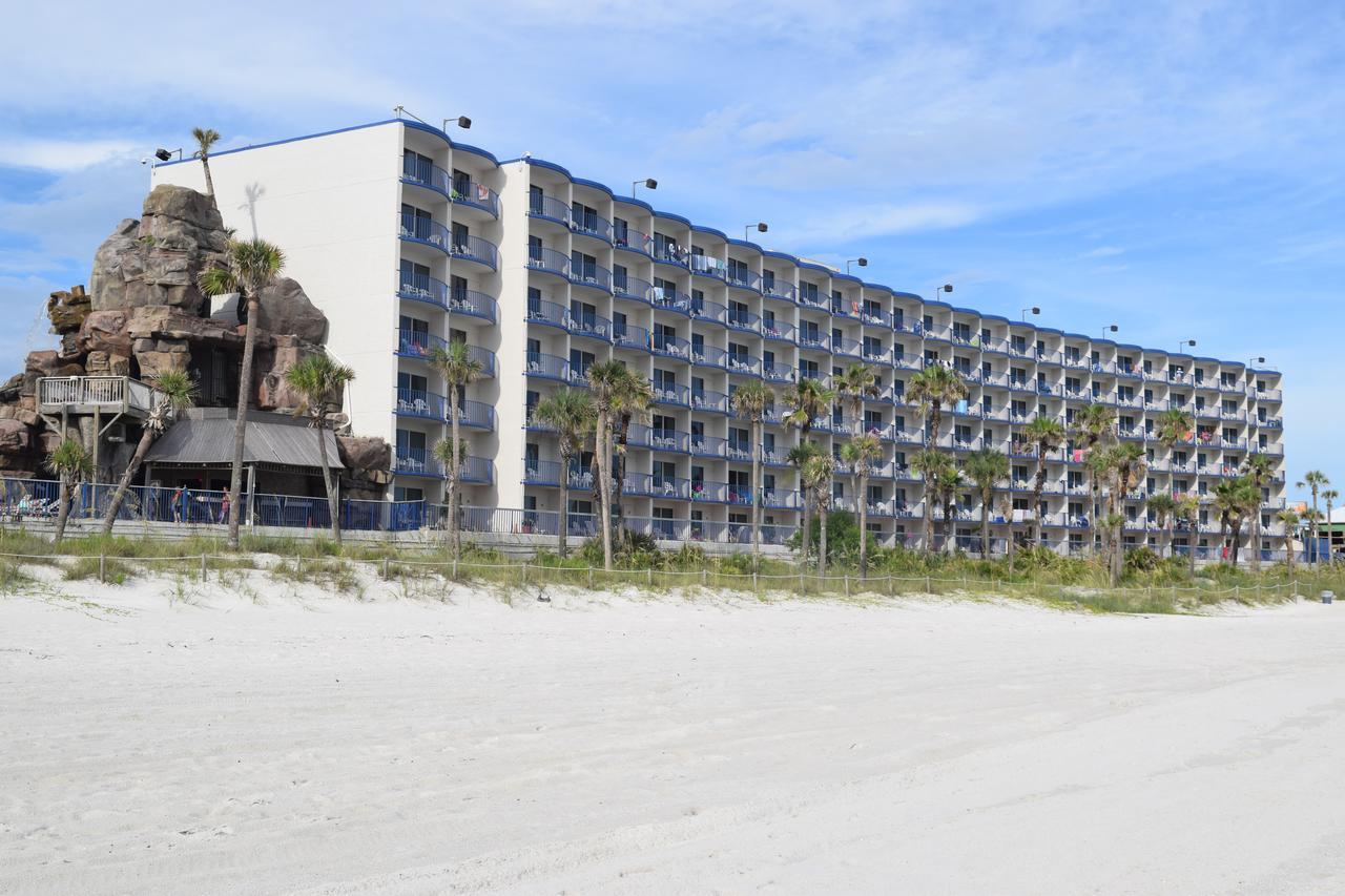 Days Inn By Wyndham Panama City Beach/Ocean Front Bagian luar foto